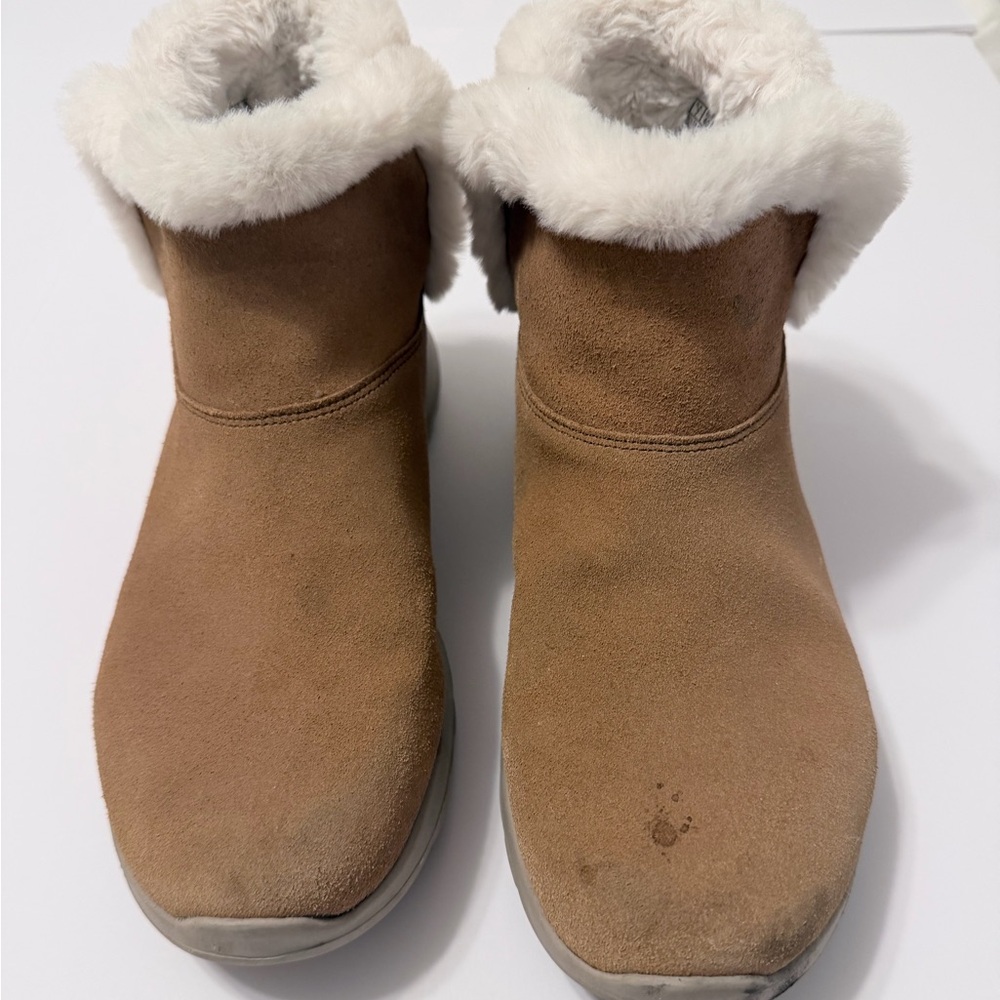 Skechers Tan Suede Faux Fur Cuff Winter Ankle Boots size 10